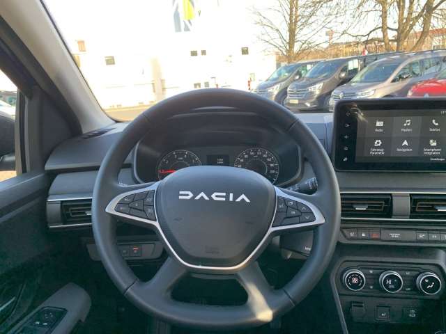 Fahrzeugbild eines Dacia Sandero