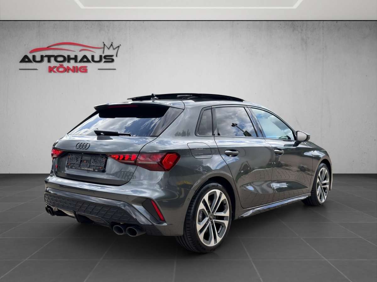Fahrzeugbild eines Audi S3