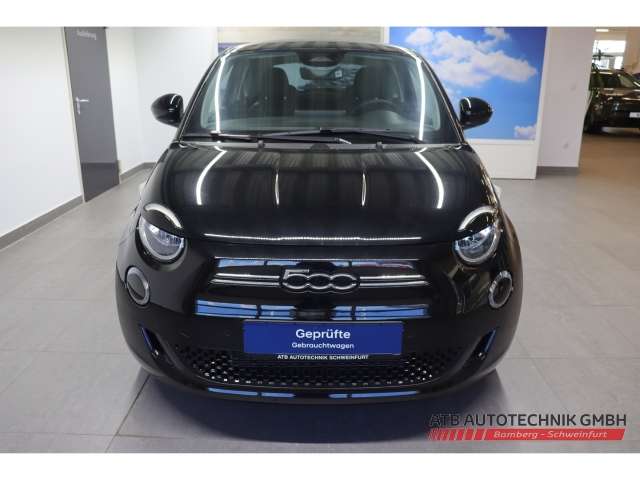 Fahrzeugbild eines Fiat 500