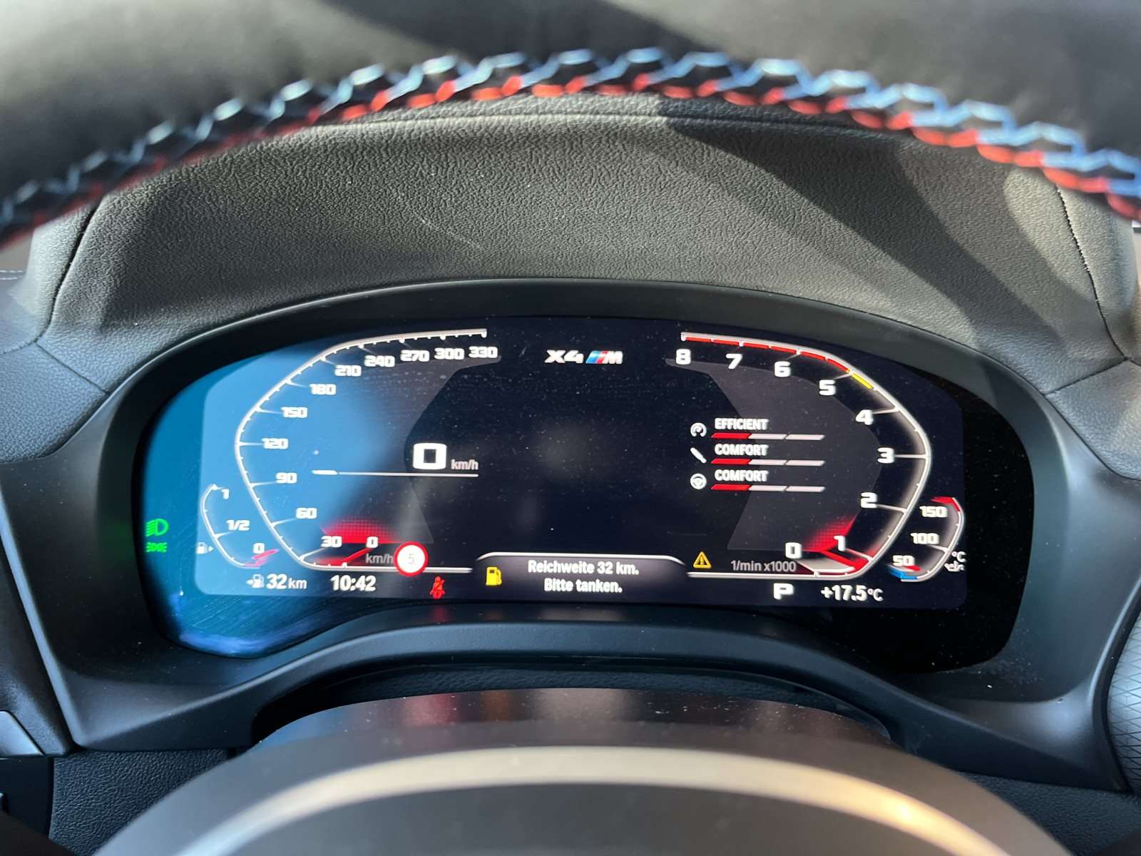 Fahrzeugbild eines BMW X4