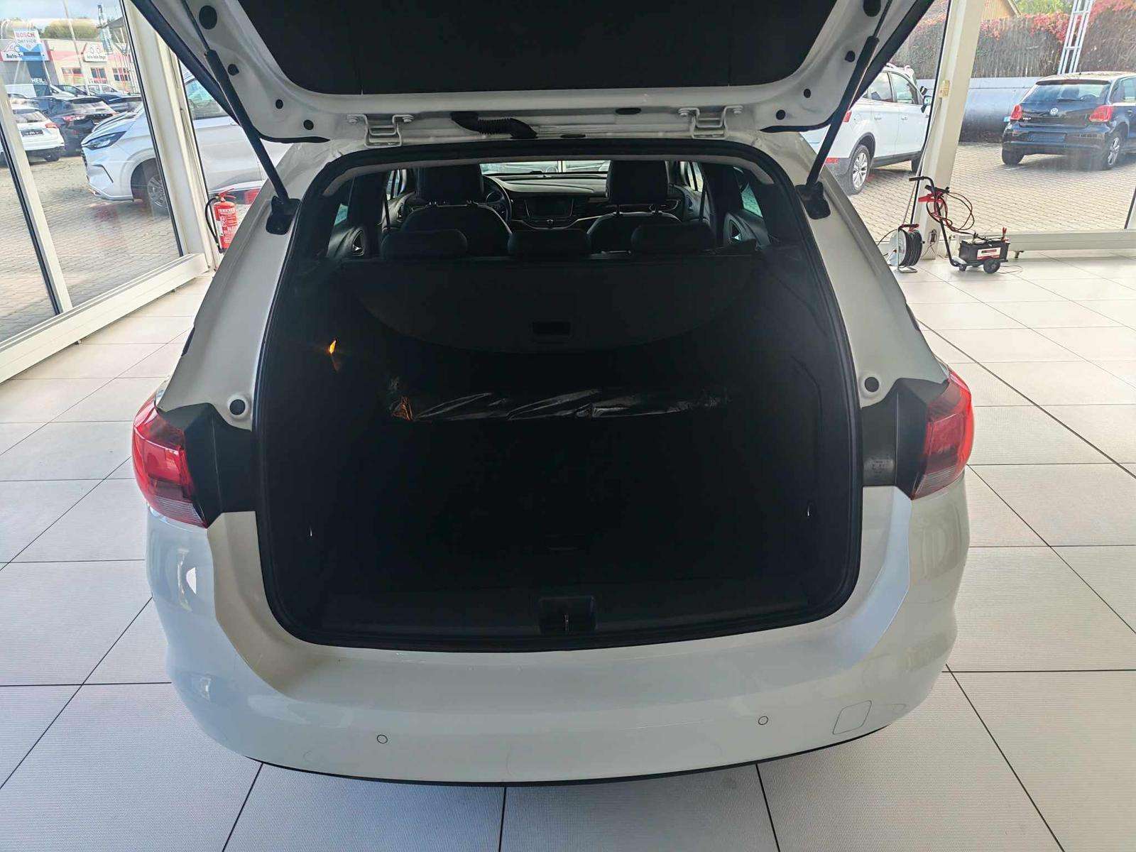 Fahrzeugbild eines Opel Astra