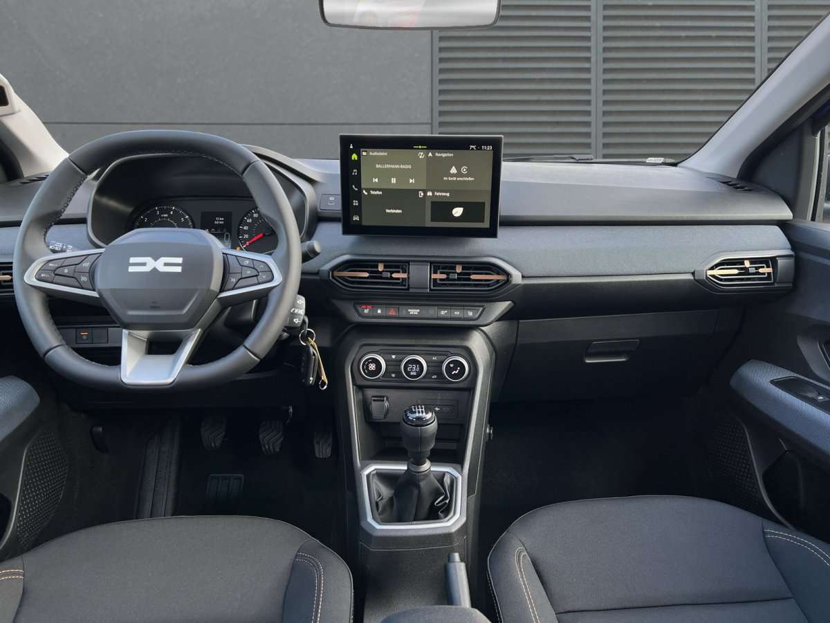 Fahrzeugbild eines Dacia Sandero