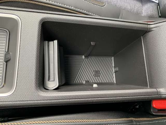 Fahrzeugbild eines Renault 5 E-TECH