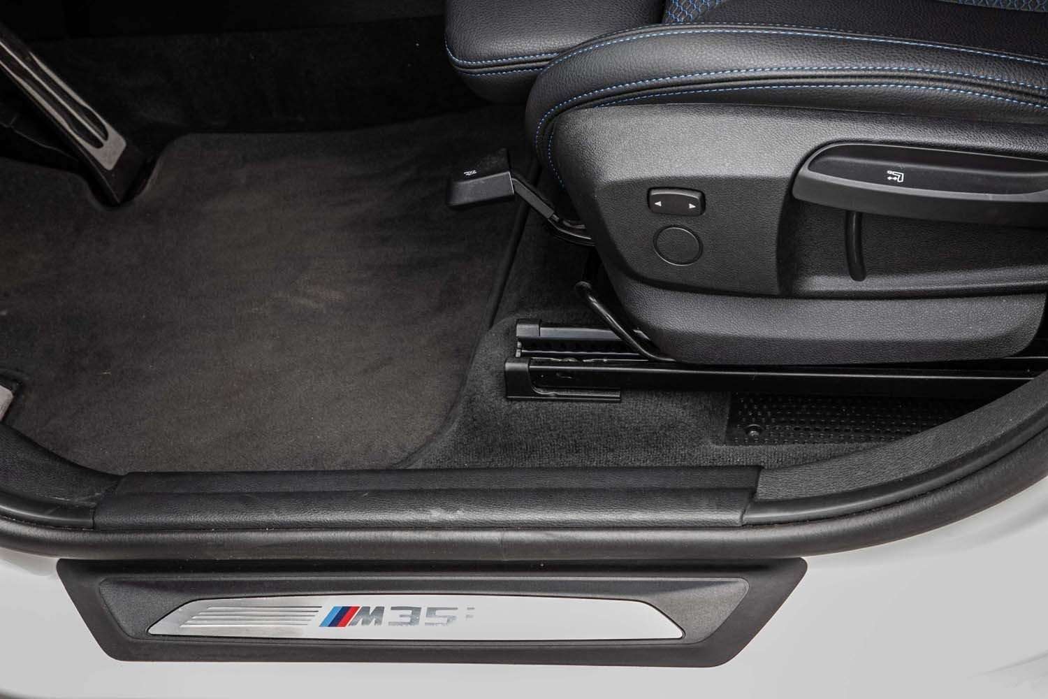 Fahrzeugbild eines BMW X2