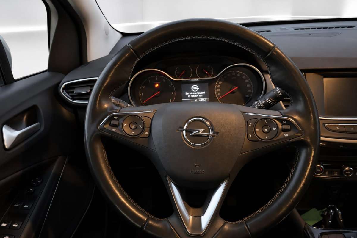 Fahrzeugbild eines Opel Crossland X