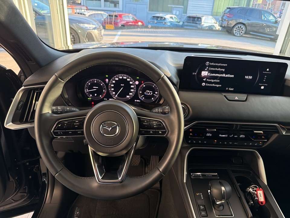 Fahrzeugbild eines Mazda CX-60