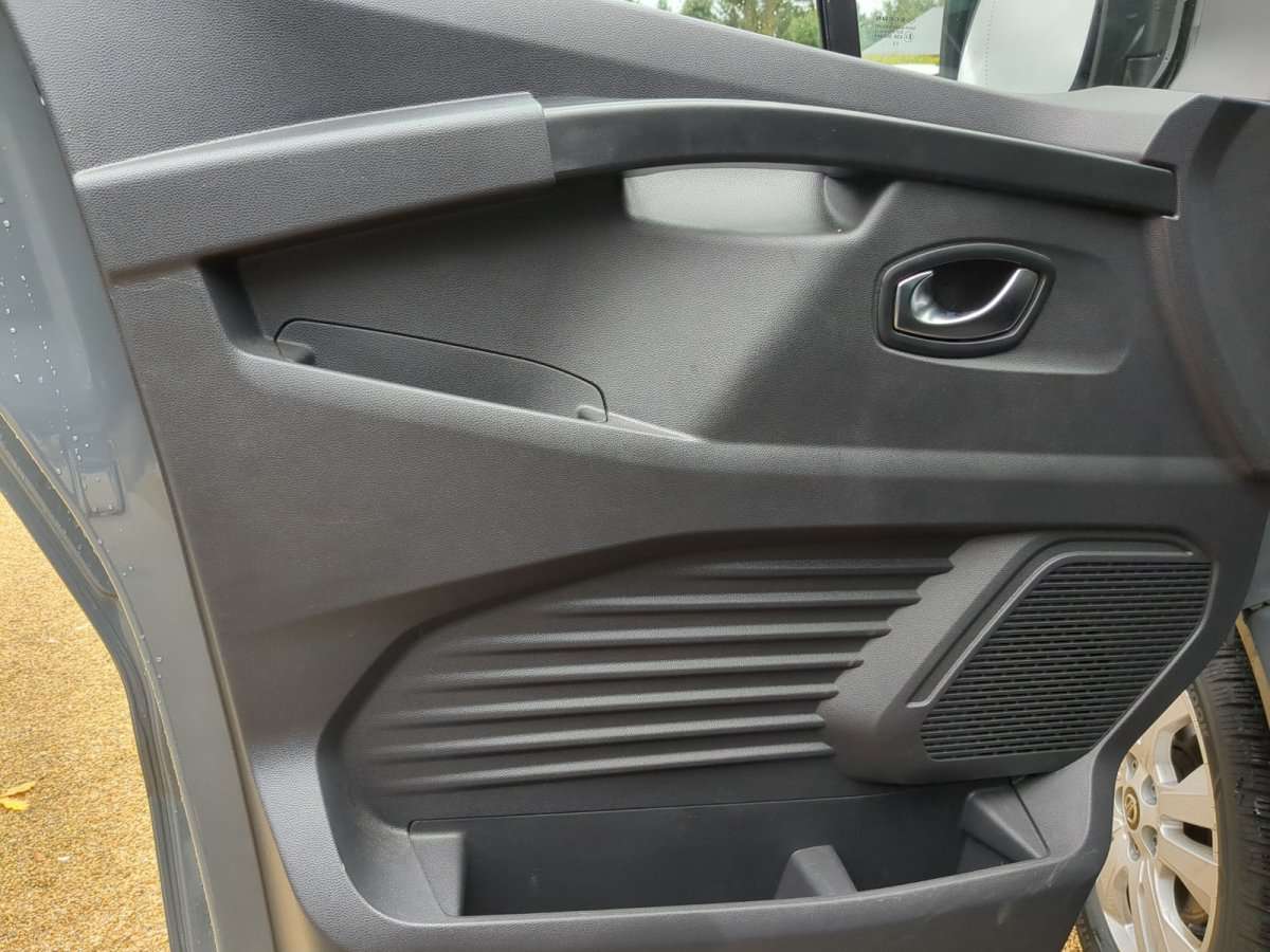 Fahrzeugbild eines Nissan Primastar
