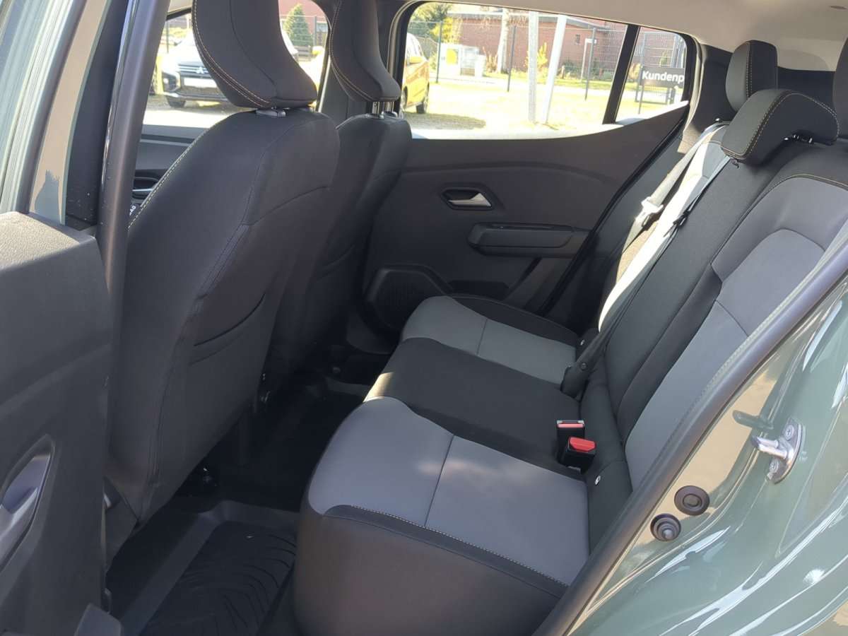 Fahrzeugbild eines Dacia Sandero