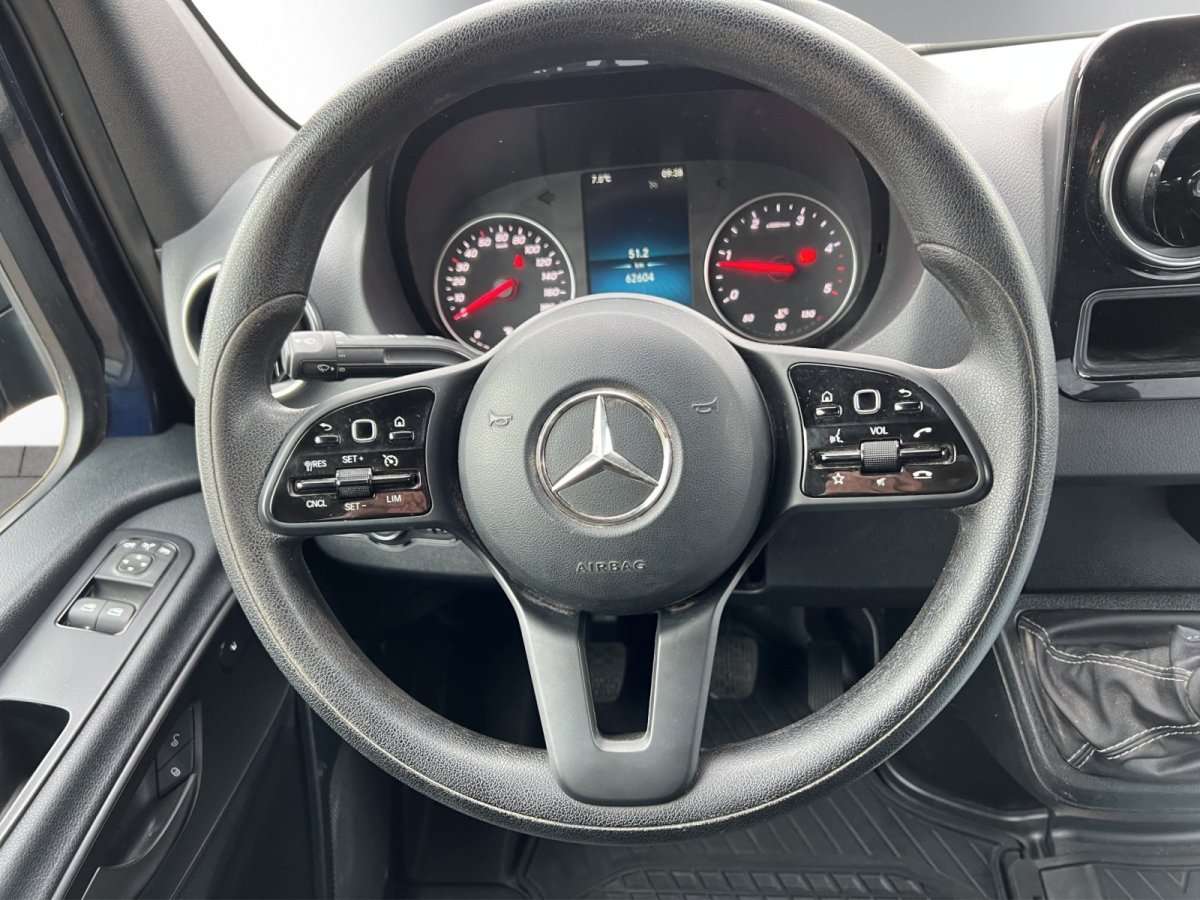 Fahrzeugbild eines Mercedes-Benz Sprinter