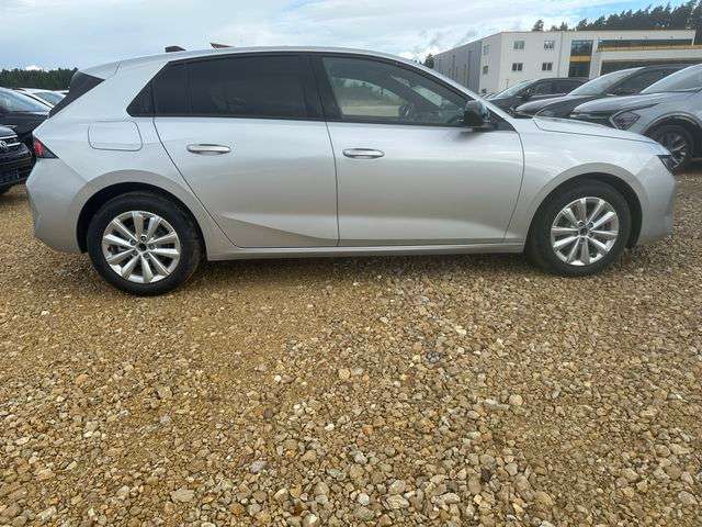 Fahrzeugbild eines Opel Astra