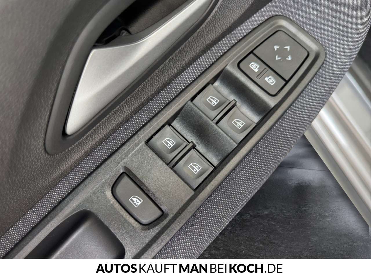 Fahrzeugbild eines Dacia Jogger