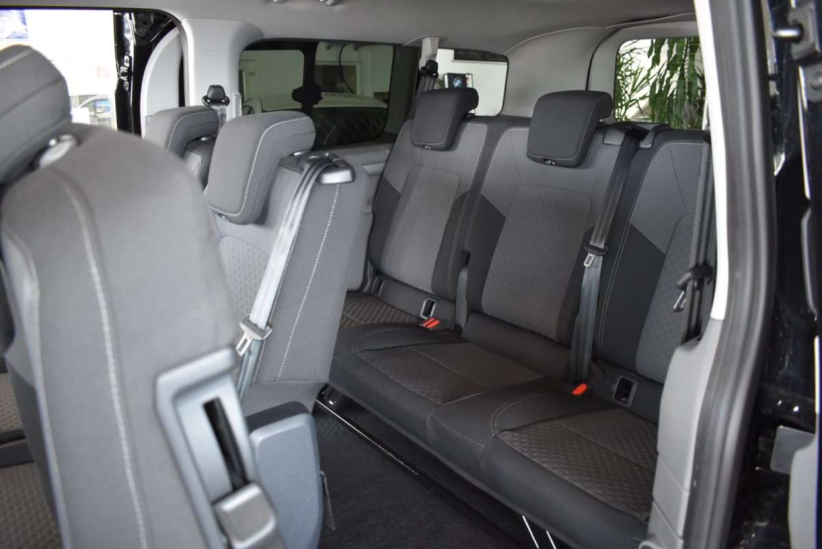 Fahrzeugbild eines Volkswagen Caravelle