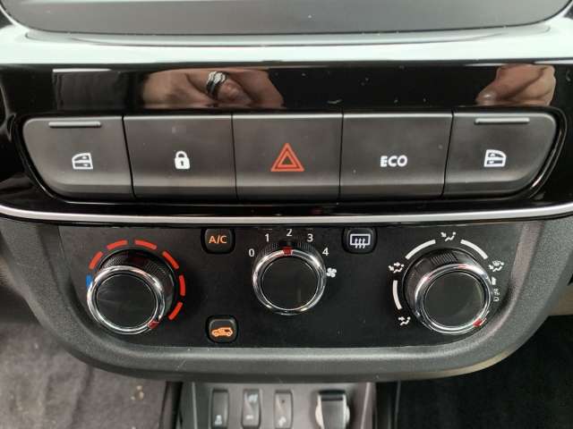 Fahrzeugbild eines Dacia Spring