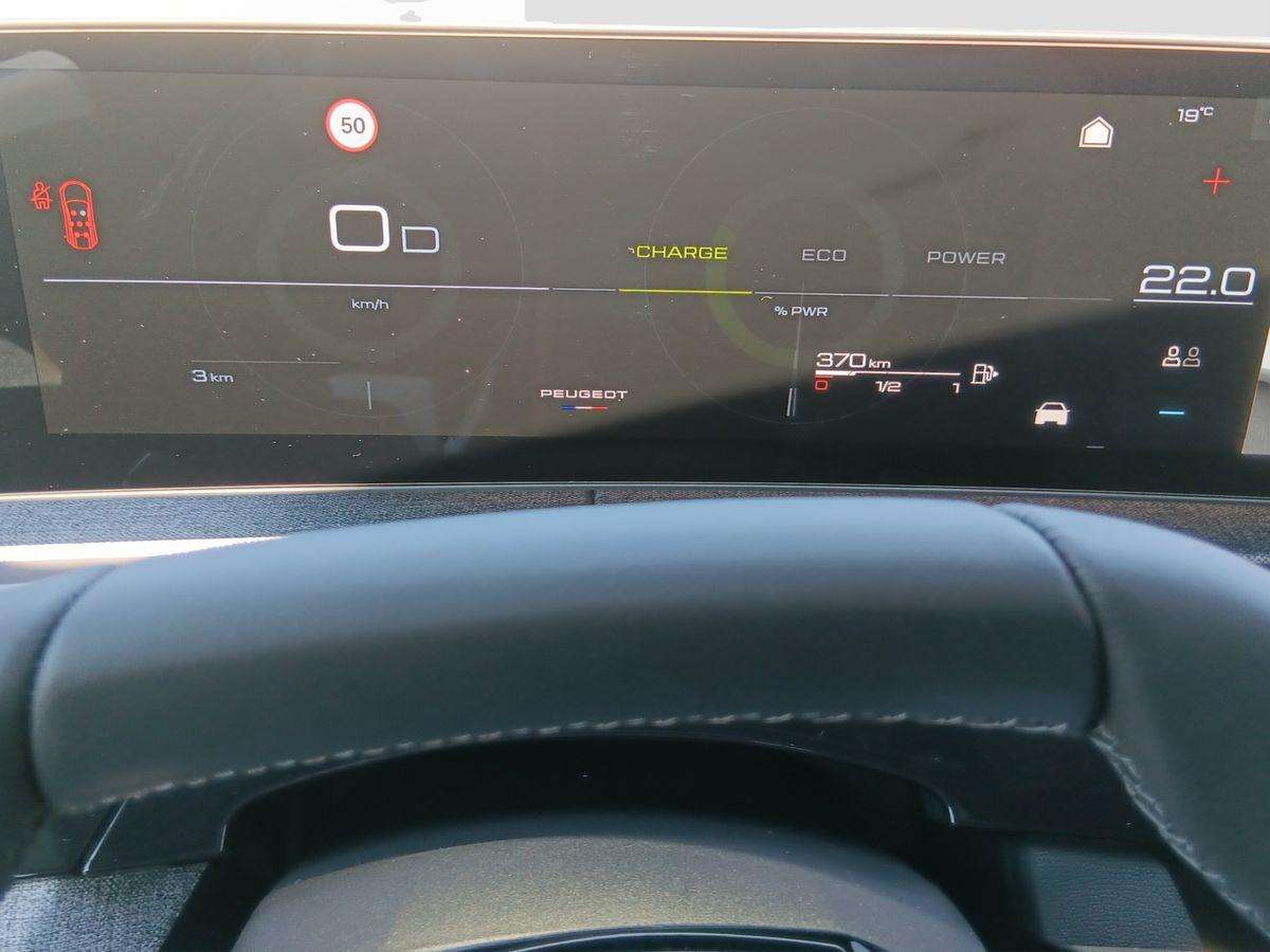 Fahrzeugbild eines Peugeot 5008