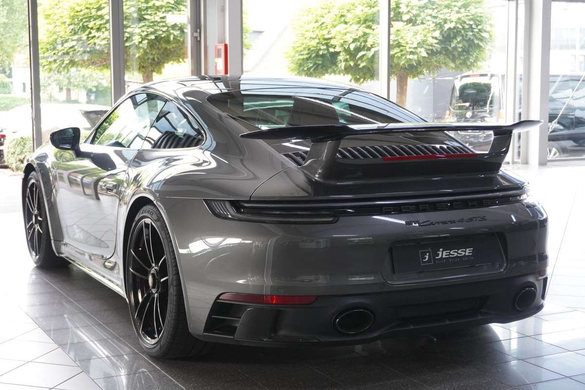 Fahrzeugbild eines Porsche 911