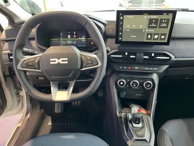 Fahrzeugbild eines Dacia Jogger