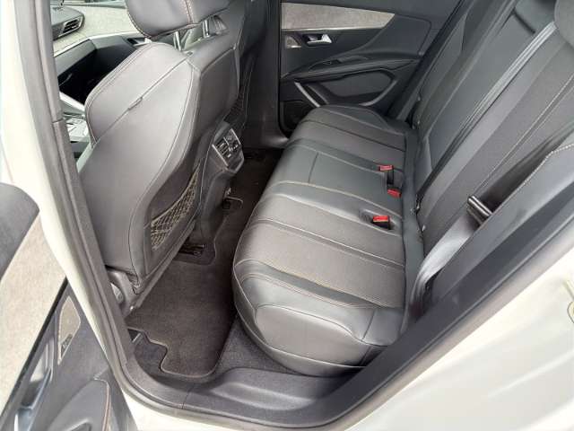 Fahrzeugbild eines Peugeot 3008