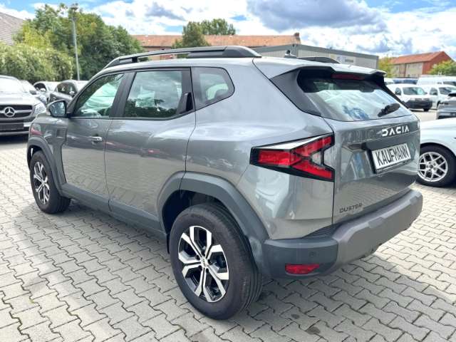 Fahrzeugbild eines Dacia Duster