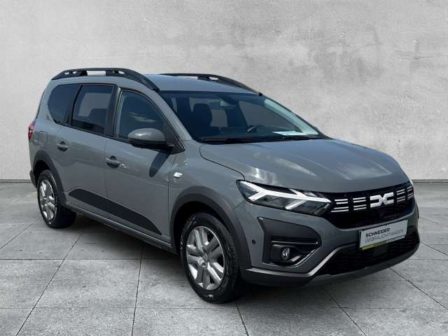 Fahrzeugbild eines Dacia Jogger