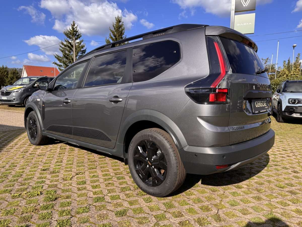 Fahrzeugbild eines Dacia Jogger