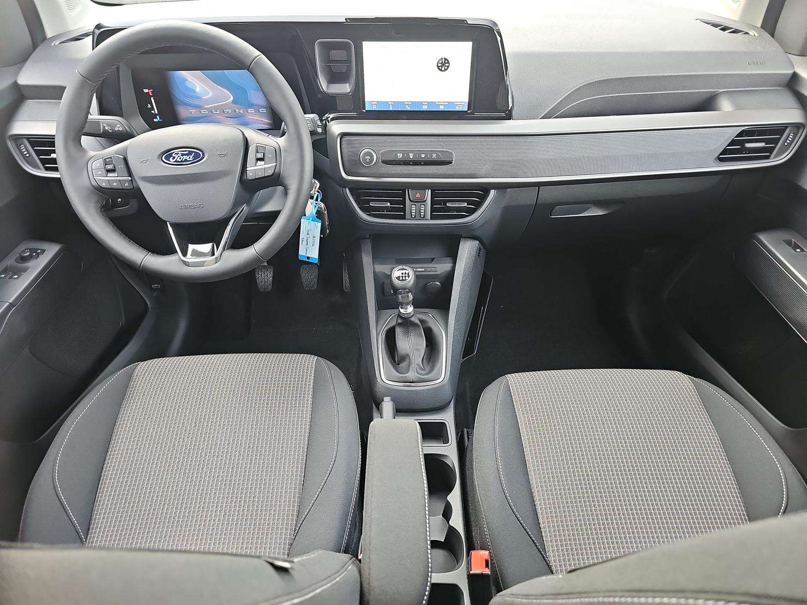 Fahrzeugbild eines Ford Tourneo Courier