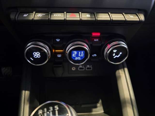 Fahrzeugbild eines Mitsubishi Colt