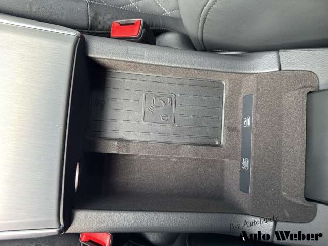 Fahrzeugbild eines Audi S6