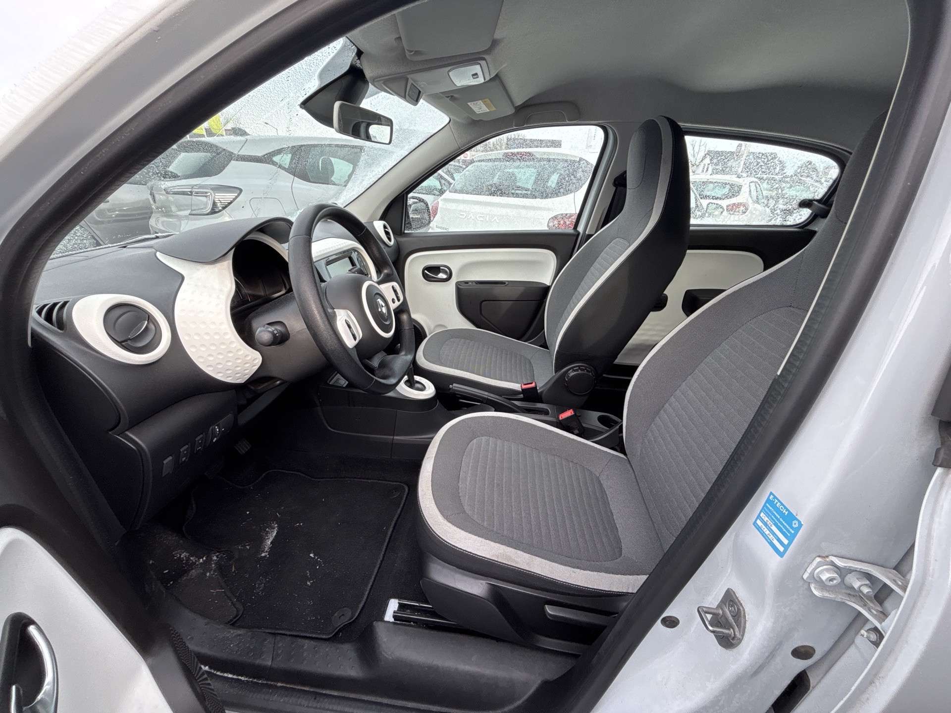 Fahrzeugbild eines Renault Twingo