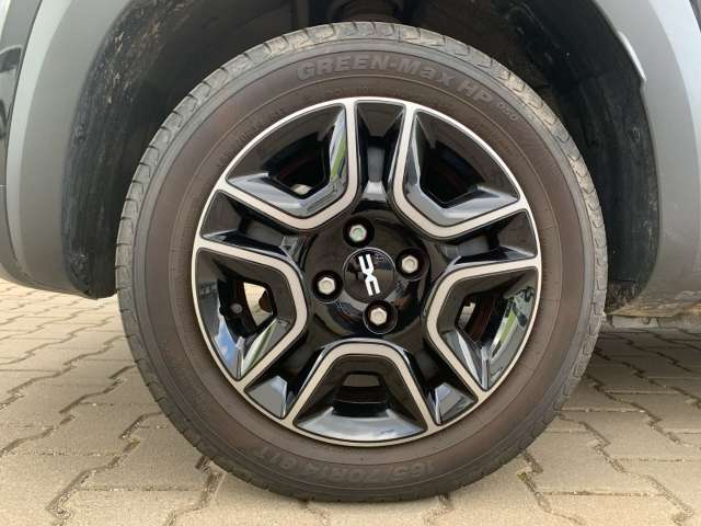 Fahrzeugbild eines Dacia Spring