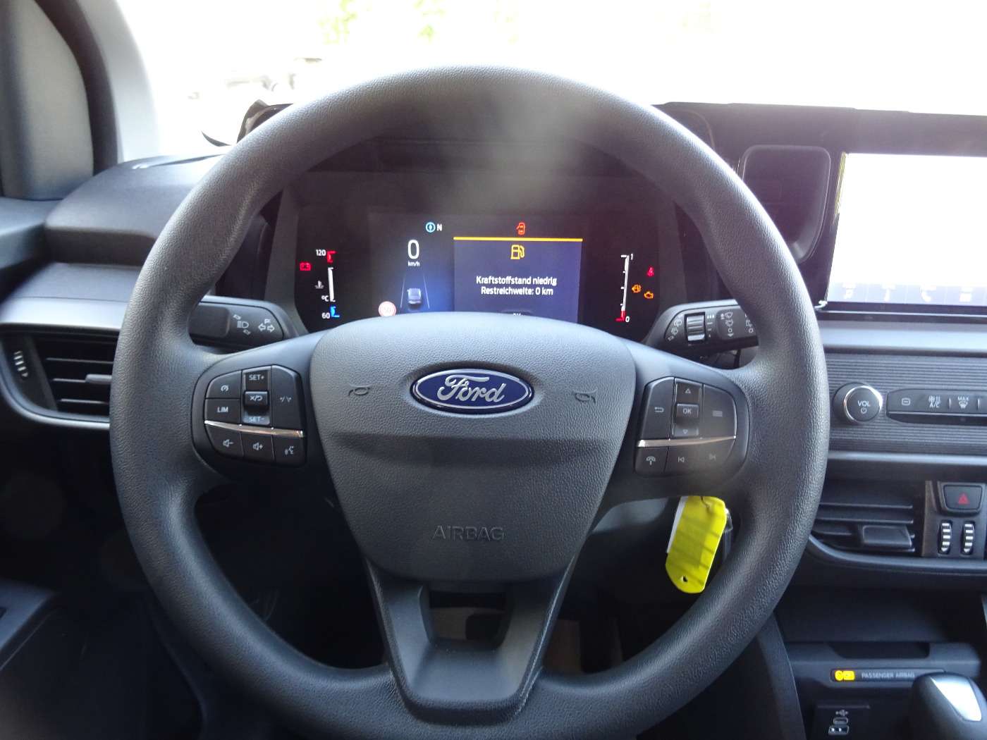 Fahrzeugbild eines Ford Transit Courier