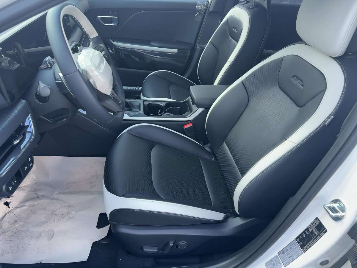 Fahrzeugbild eines Kia K4