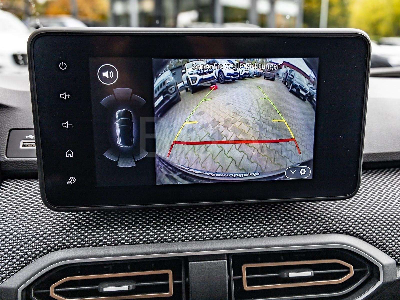 Fahrzeugbild eines Dacia Sandero