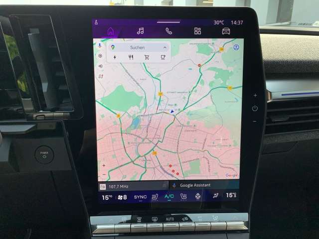 Fahrzeugbild eines Renault Scenic E-TECH