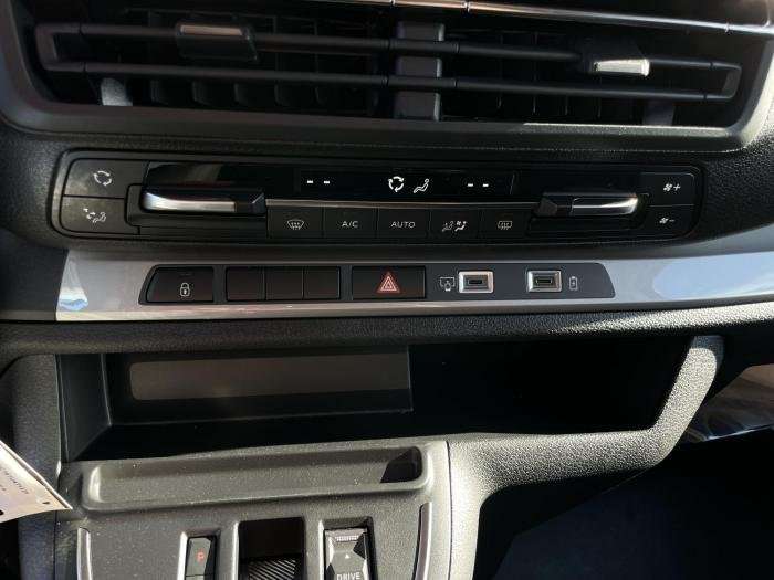 Fahrzeugbild eines Opel Zafira