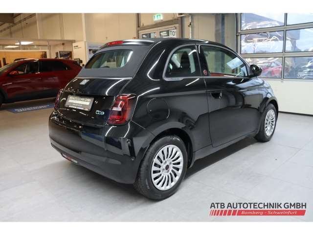 Fahrzeugbild eines Fiat 500