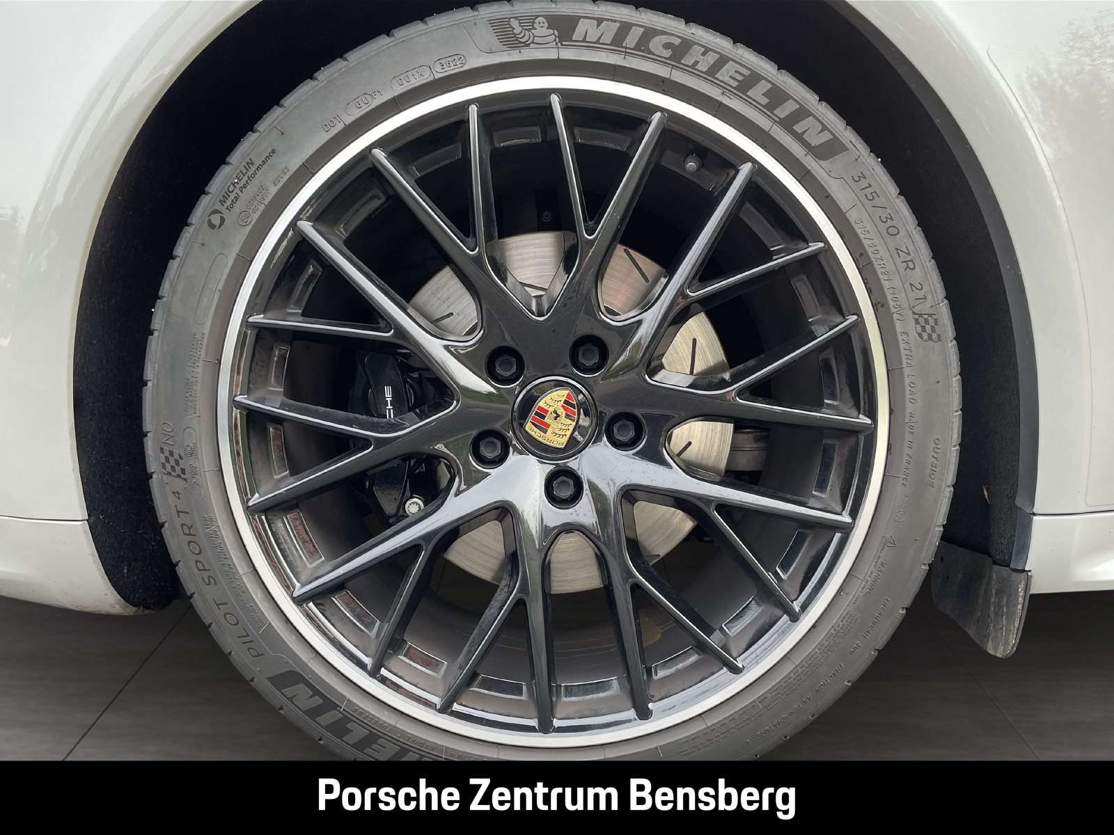 Fahrzeugbild eines Porsche Panamera