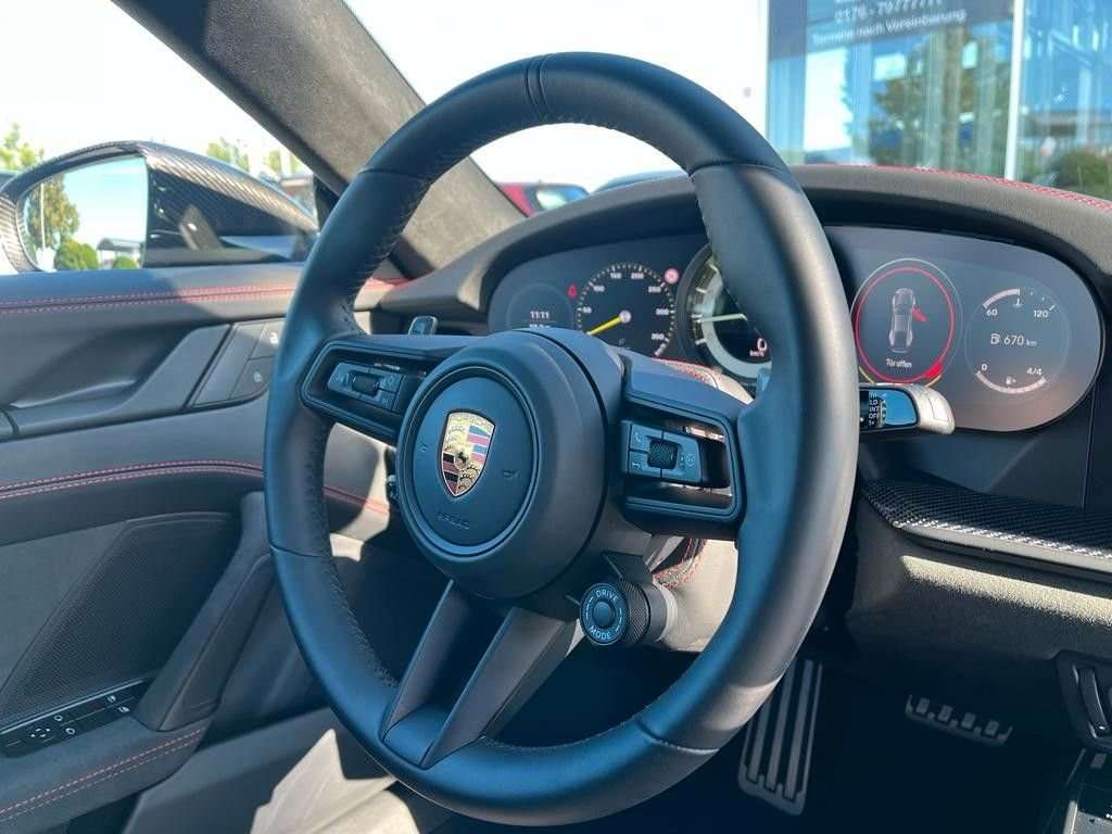 Fahrzeugbild eines Porsche 911