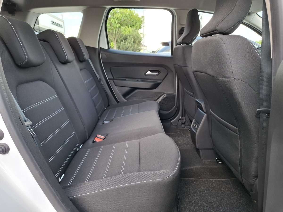 Fahrzeugbild eines Dacia Duster