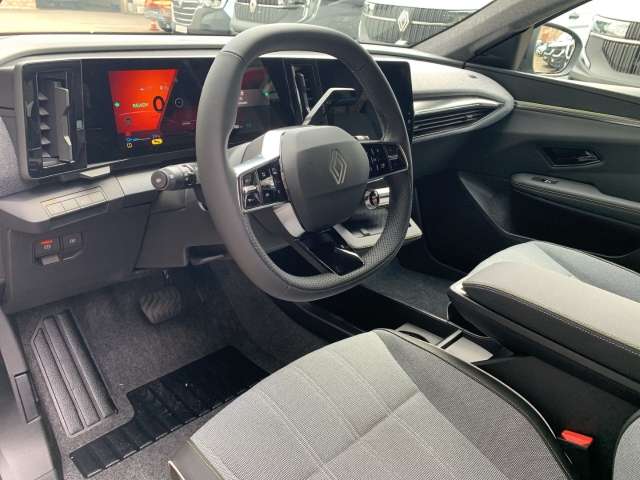 Fahrzeugbild eines Renault Scenic E-TECH