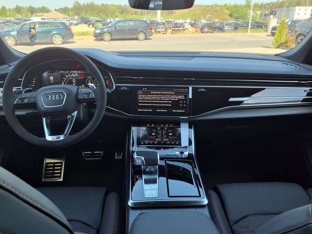Fahrzeugbild eines Audi RS Q8