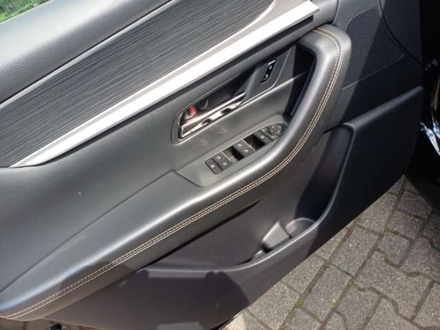 Fahrzeugbild eines Mazda CX-60