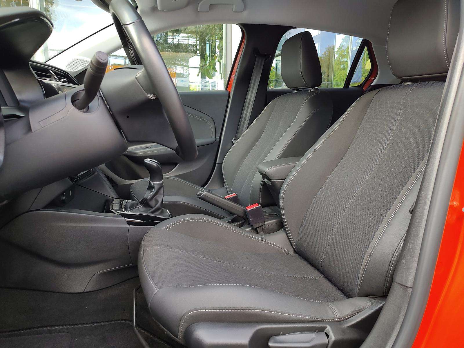 Fahrzeugbild eines Opel Corsa