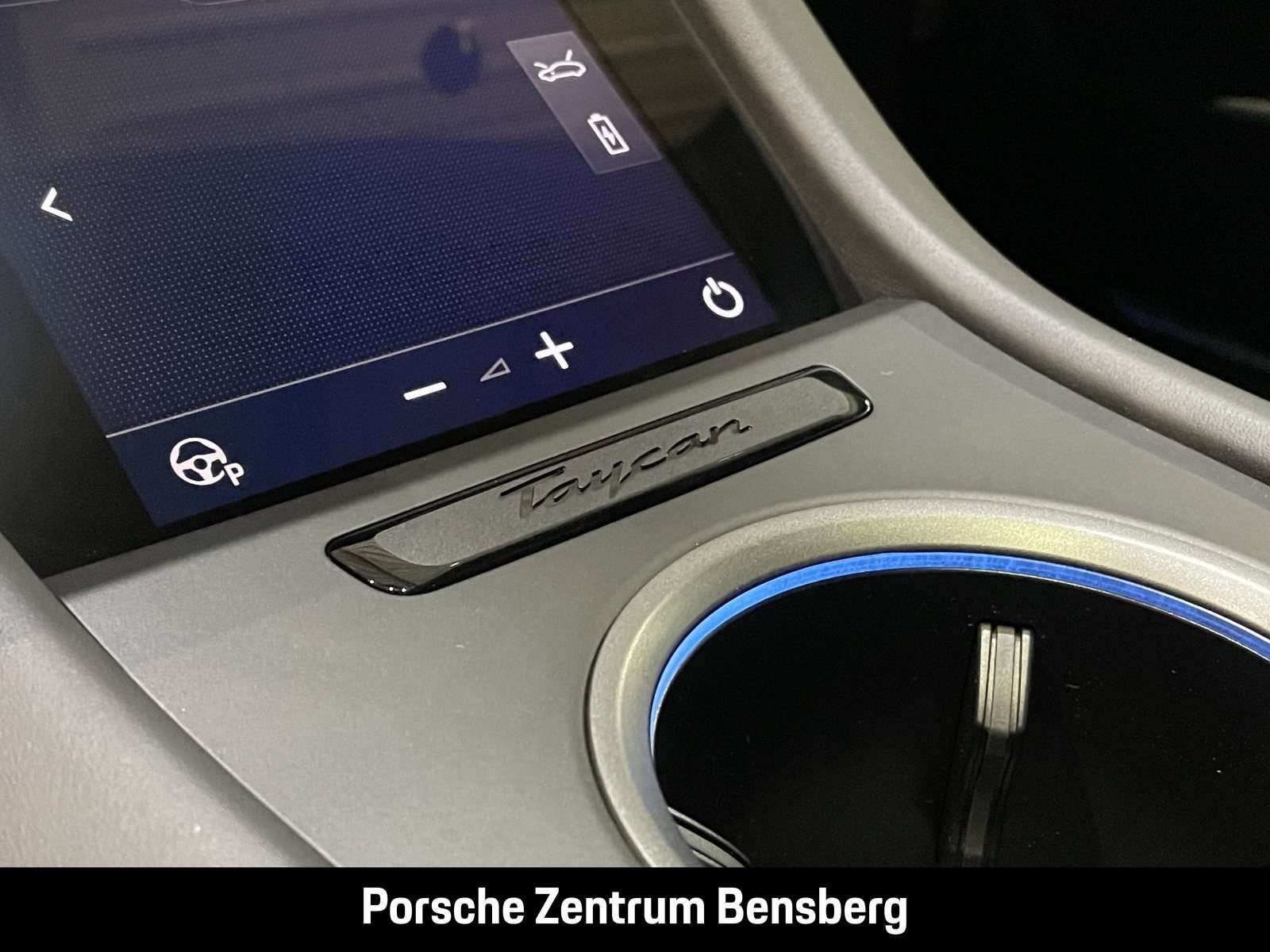 Fahrzeugbild eines Porsche Taycan