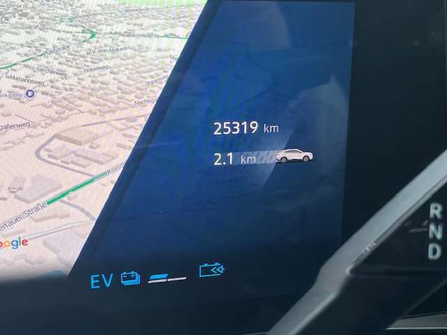 Fahrzeugbild eines Renault Rafale