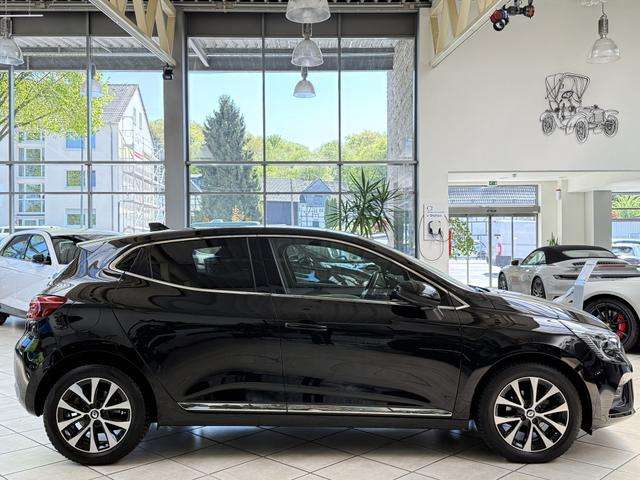 Fahrzeugbild eines Renault Clio