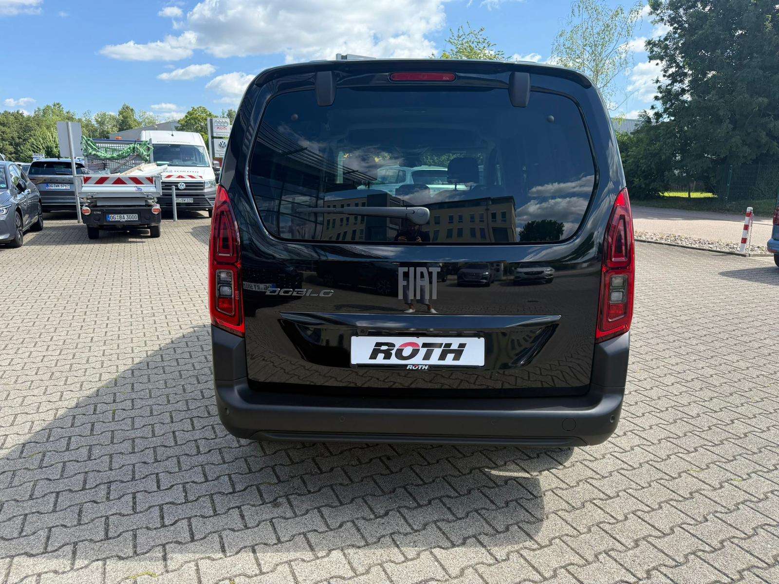 Fahrzeugbild eines Fiat Doblò