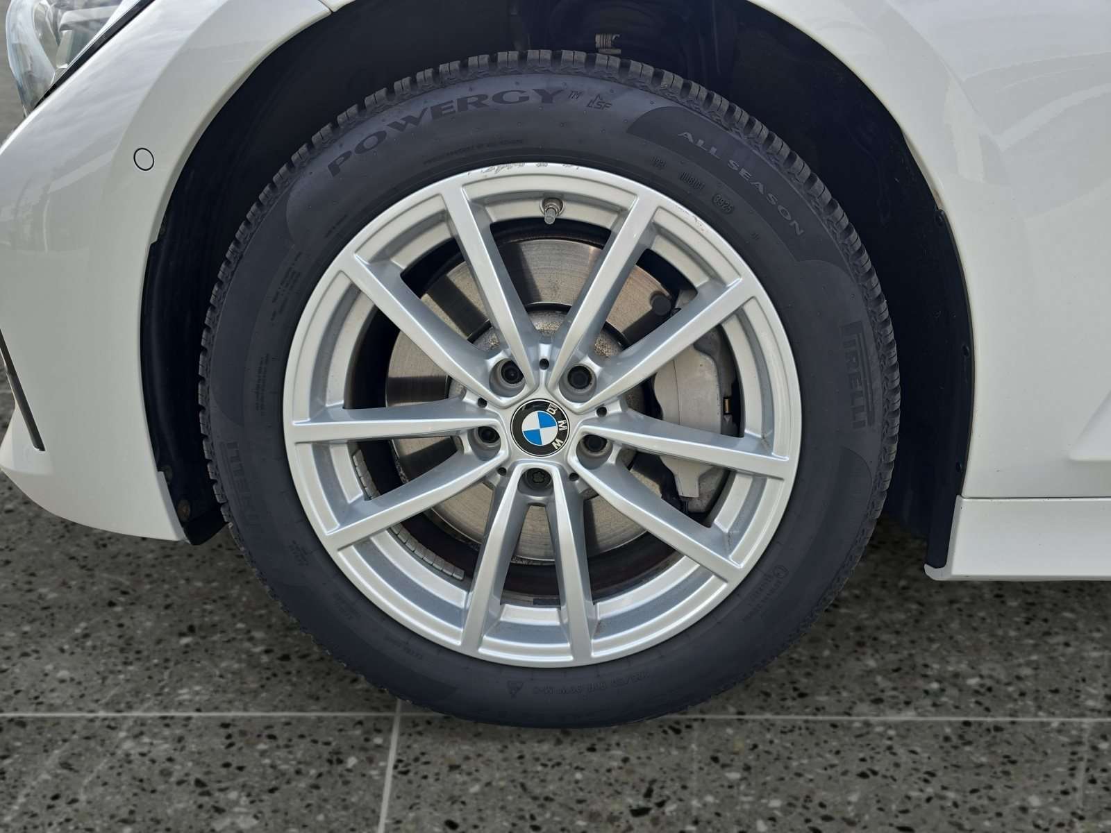 Fahrzeugbild eines BMW 3er-Reihe