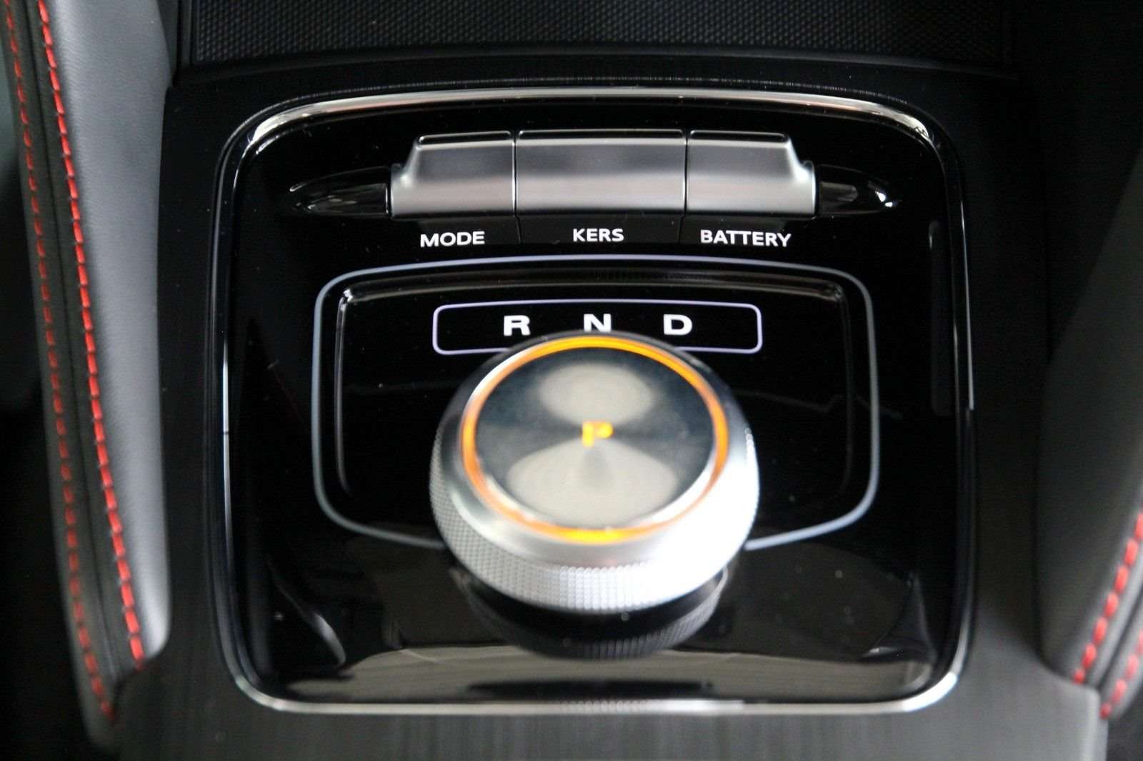 Fahrzeugbild eines MG ZS