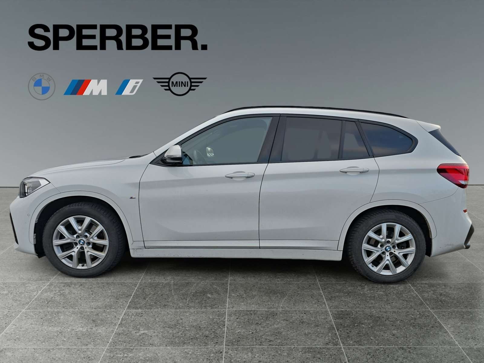 Fahrzeugbild eines BMW X1