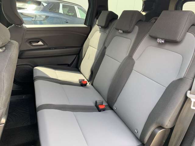 Fahrzeugbild eines Dacia Jogger